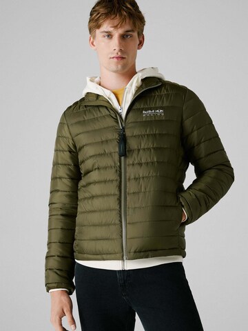 Giacca invernale di Red Bull Racing x Pepe Jeans in verde: frontale
