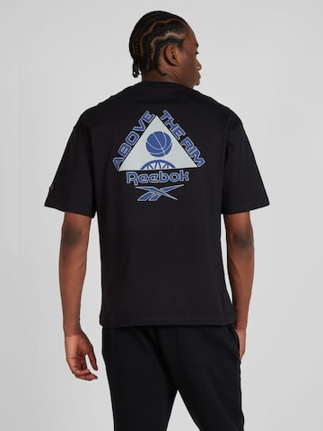 T-Shirt Reebok en noir : devant