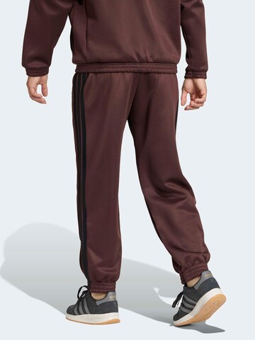 ADIDAS SPORTSWEAR Конический (Tapered) Спортивные штаны 'STADIUM' в Коричневый