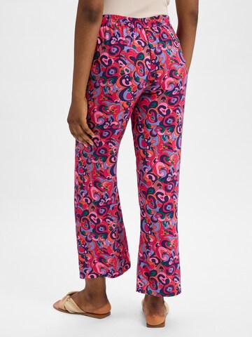 Marie Lund Flared Stoffhose in Lila