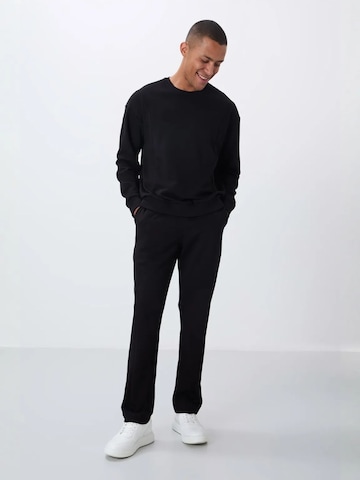 Tommy Life Sweat suit in Black: front