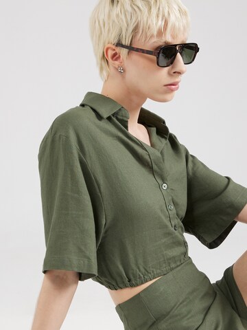 ABOUT YOU Blouse in Groen