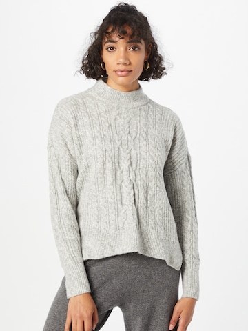 Pull-over Abercrombie & Fitch en gris : devant