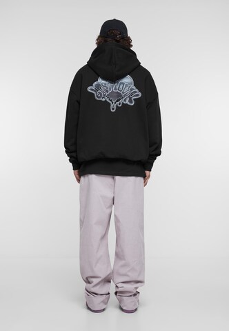 Lost Youth Sweatshirt 'Dripping Heart' i svart