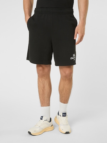 FILA Loosefit Broek 'VILLA relaxed graphic shorts' in Zwart: voorkant