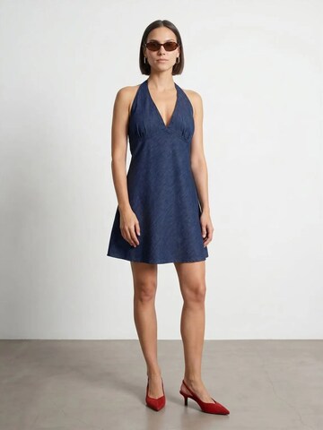 Dilvin Dress in Blue: front