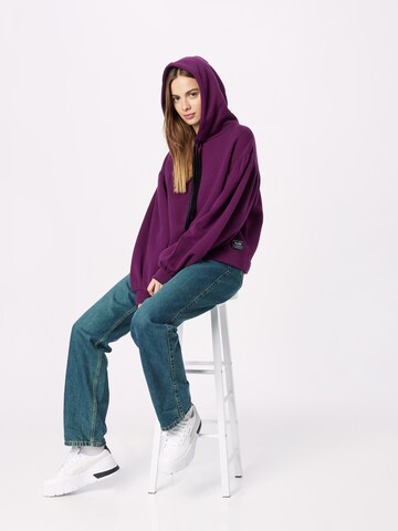LEVI'S ® Sweatshirt 'Akane Rusched Hoodie' in Purple