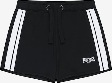 LONSDALE Regular Urheiluhousut 'Carloway' värissä musta: etupuoli