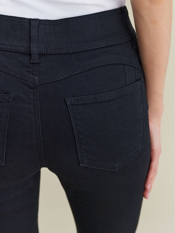 Skinny Jeggings di Next in nero