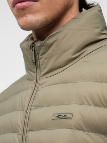 Veste mi-saison Calvin Klein en gris