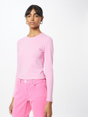 Abercrombie & Fitch T-shirt i rosa: framsida