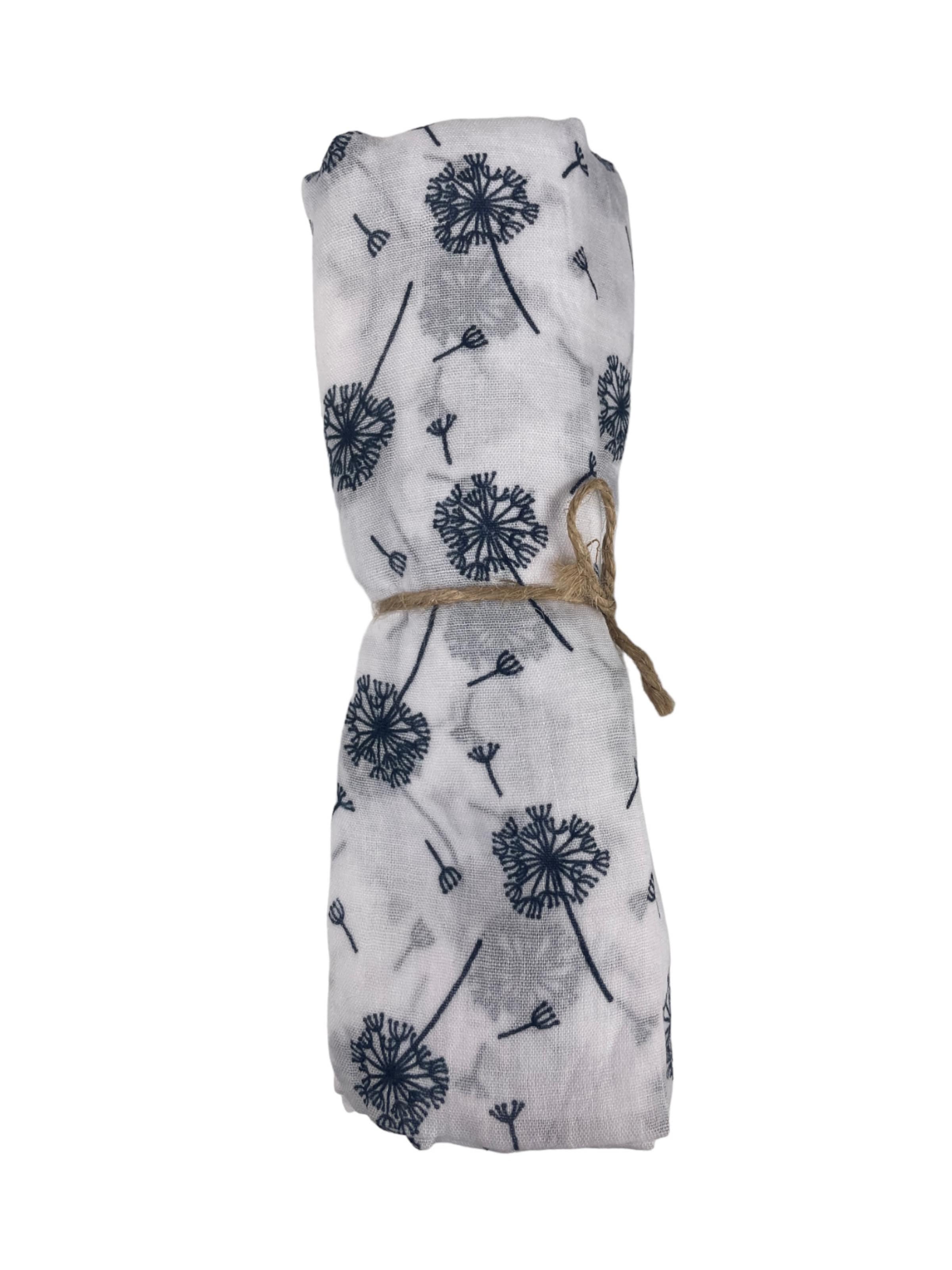 Kumixi Loop scarf 'Löwenzahn' in White: front