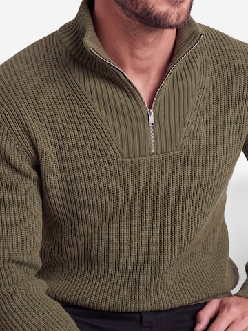 !Solid Sweater 'Nalle' in Green