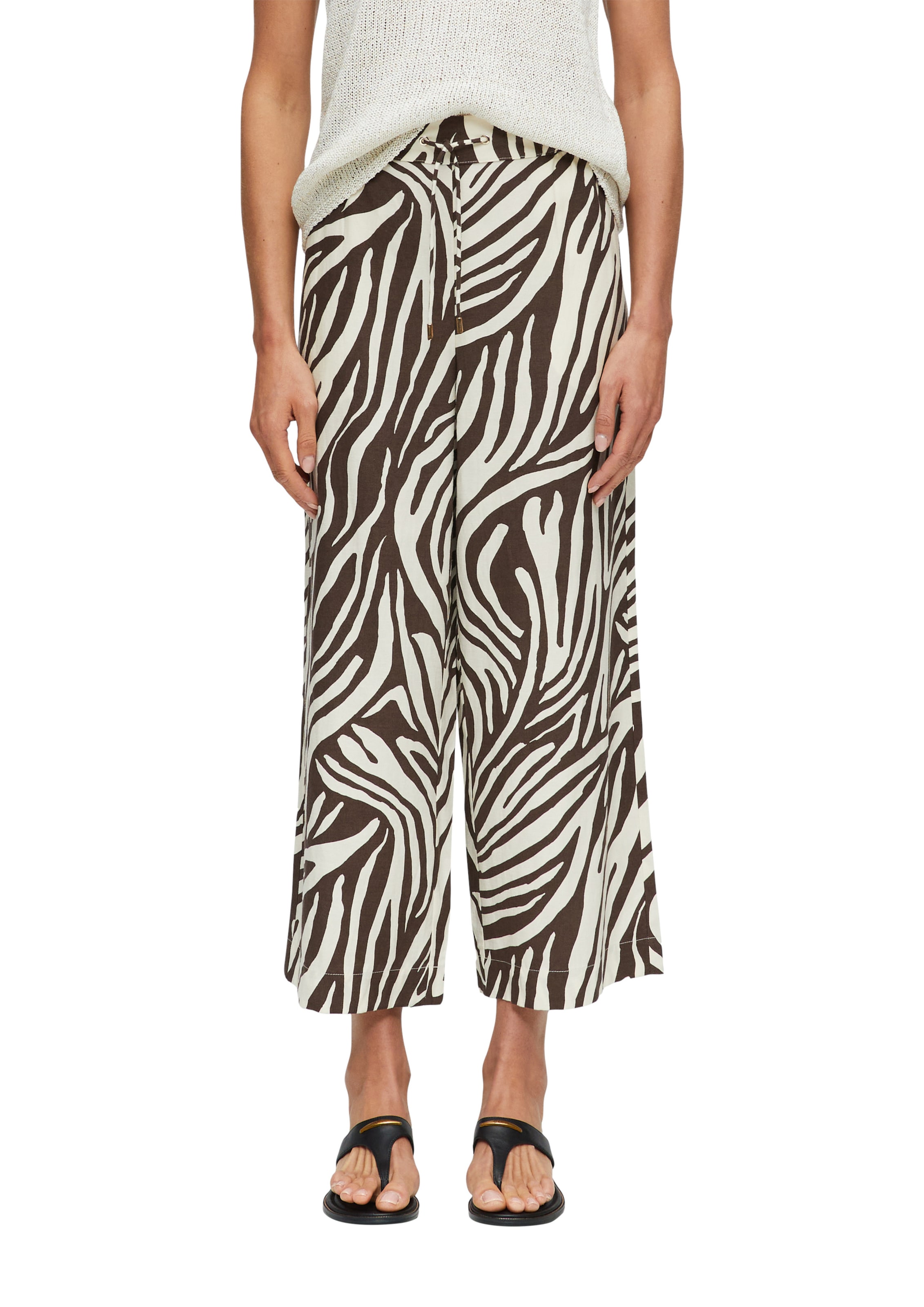 s.Oliver Wide leg Broek in Bruin: voorkant