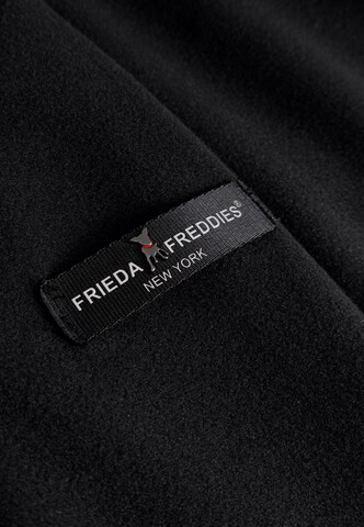 Frieda & Freddies Between-Season Jacket in Black