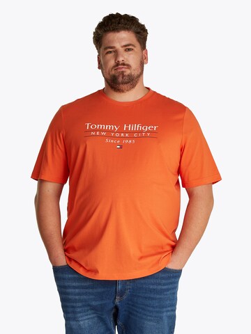 Maglietta di Tommy Hilfiger Big & Tall in arancione: frontale