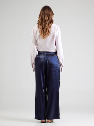 Calvin Klein Широки крачоли Панталон в синьо: отзад