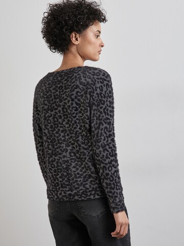 STREET ONE Shirt in Grau
