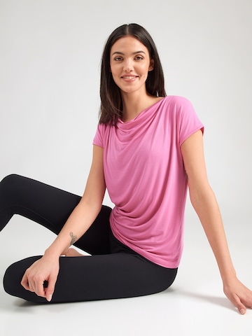 T-shirt fonctionnel CURARE Yogawear en rose : devant