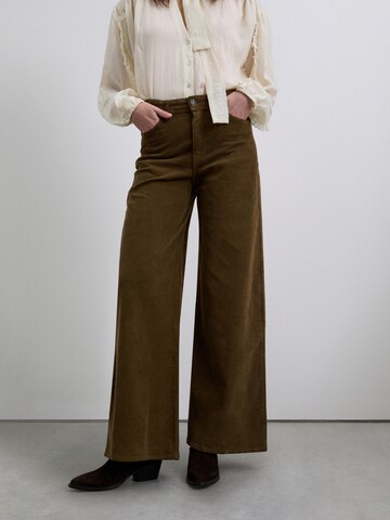 Regular Pantalon Scalpers en marron