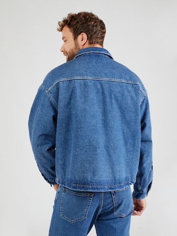 Calvin Klein Jeans Overgangsjakke 'Boxy' i blå