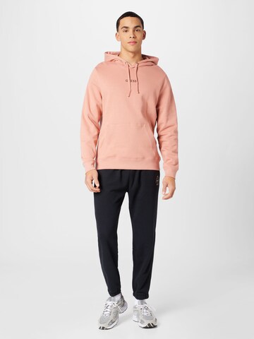 GUESS - Sweatshirt 'Roy' em rosa