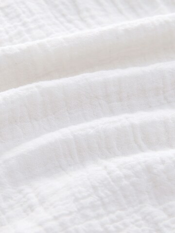 Robe Next en blanc