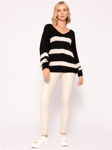 Pullover extra large di SASSYCLASSY in nero