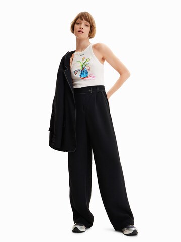 Desigual Loose fit Pleat-front trousers 'Carmencita' in Black