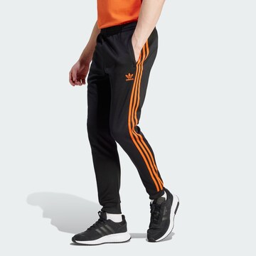 ADIDAS ORIGINALS Tapered Broek 'Adicolor Classics Sst' in Zwart