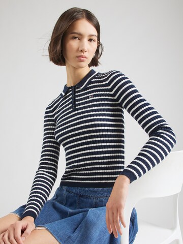 Tommy Jeans Kampsun 'ESSENTIAL', värv sinine: eest vaates