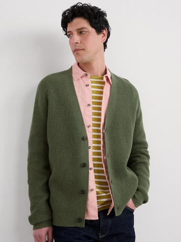 Seasalt Cornwall Gebreid vest 'Scott's Quay' in Groen: voorkant