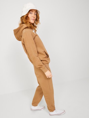 JJXX Tapered Trousers 'Abbie' in Brown