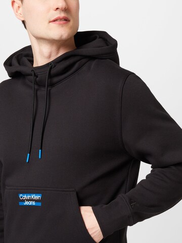Calvin Klein Jeans Sweatshirt in Schwarz