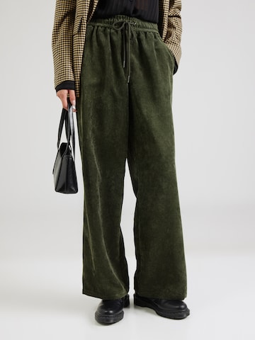 JDY Loose fit Pants 'JDYULLA OHIO' in Green: front