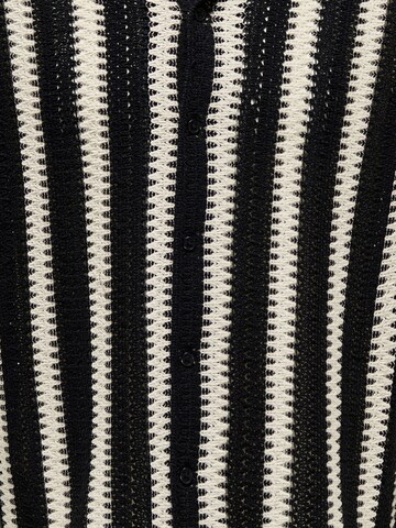 Fit confort Chemise 'ONSDani' Only & Sons en noir