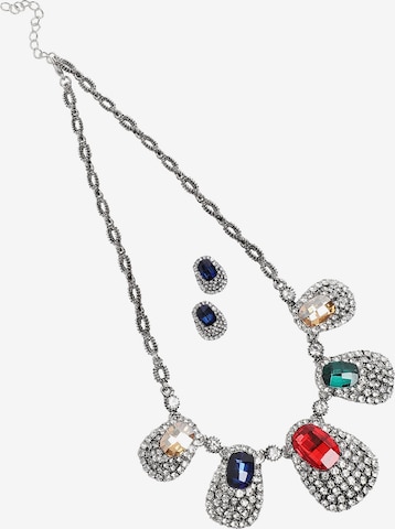 Set di gioielli 'Radikha' di SOHI in argento: frontale