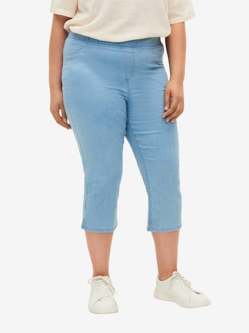 Zizzi Slimfit Jeans in Blauw: voorkant