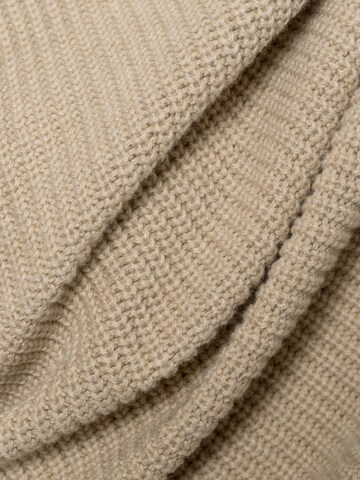 Marie Lund Sweater in Brown