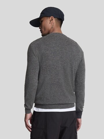 Pull-over Lyle & Scott en gris