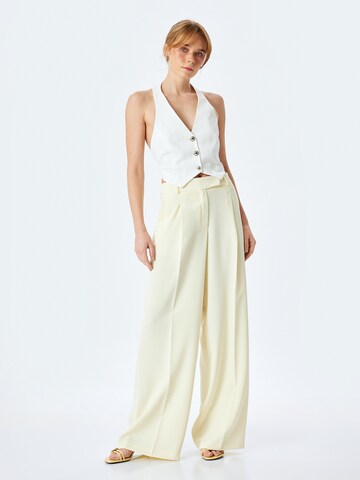Koton Wide leg Pleat-front trousers in Yellow: front