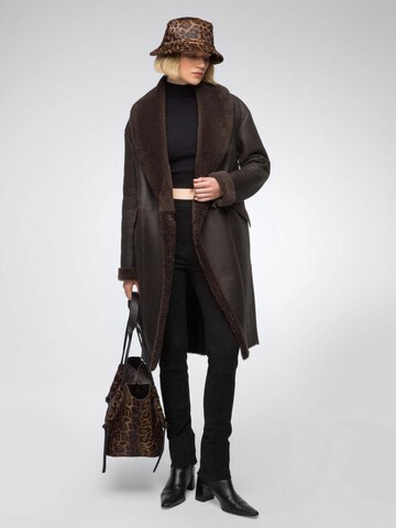 V S P - Abrigo de invierno 'Murielle' en marrón