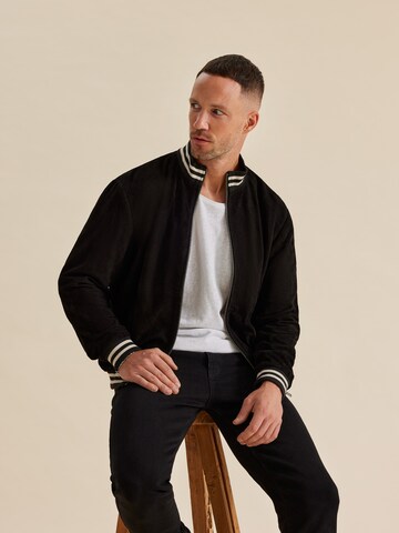 DAN FOX APPAREL Jacke 'Ardian' in Schwarz: predná strana