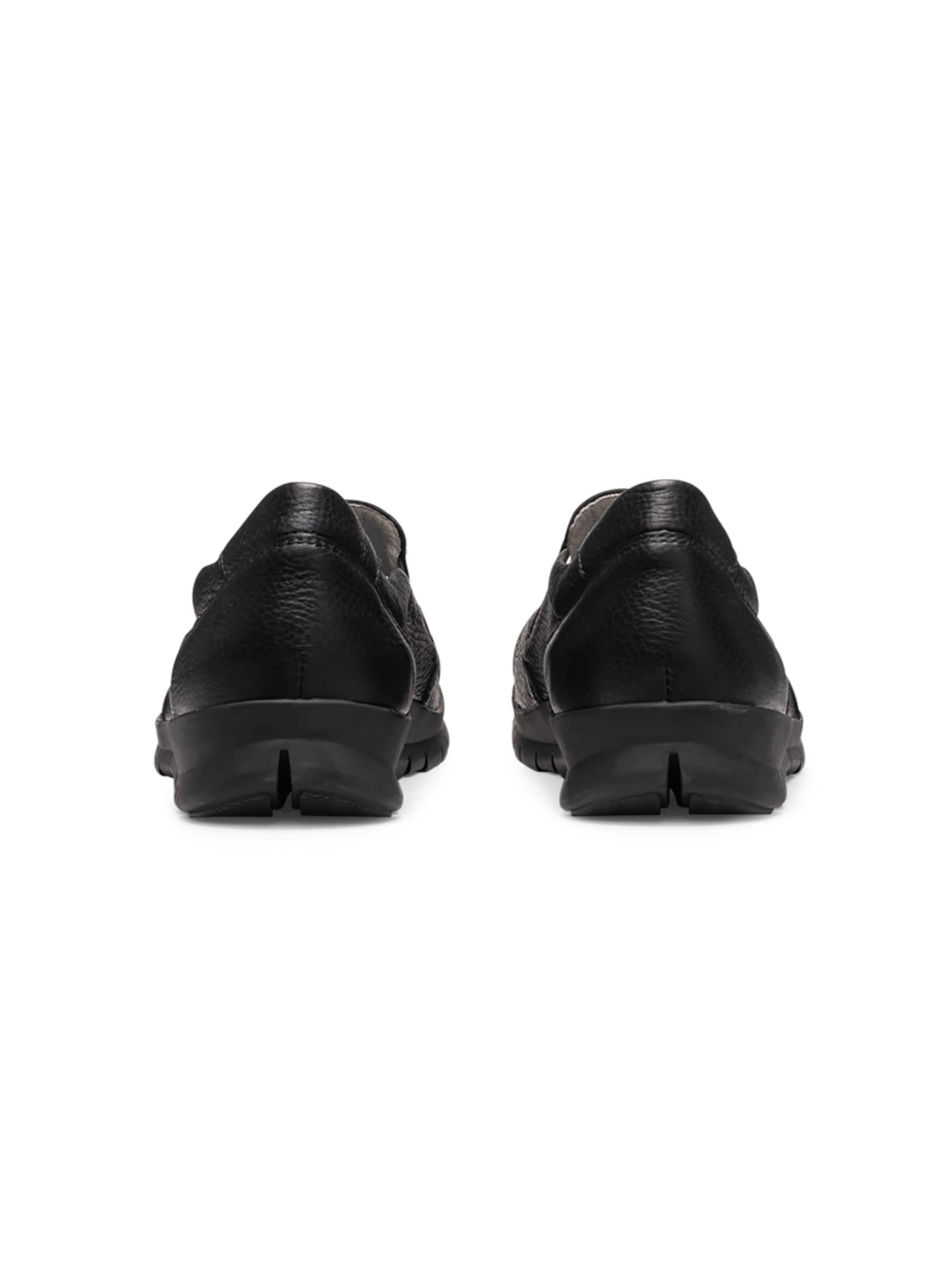 VITAFORM Classic Flats in Black