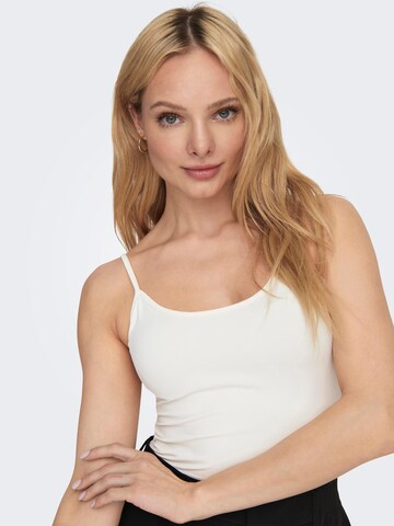 ONLY Top 'ONLEa' in White: front