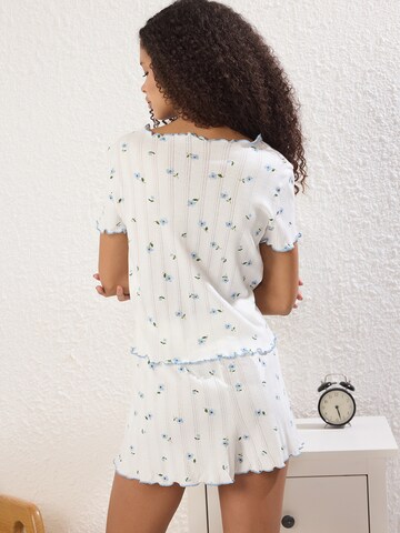 Shorty Trendyol en blanc