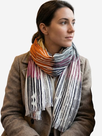 Sunsa Wrap 'Sunsa' in Mixed colors