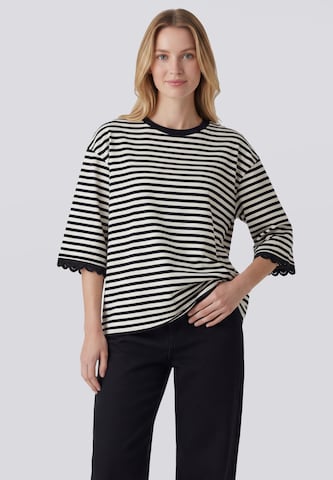 T-shirt usha BLUE LABEL en noir : devant