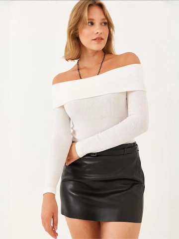 Pullover di Bianco Lucci in beige