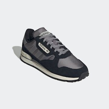 ADIDAS ORIGINALS Sneaker 'Treziod 2.0' in Grau: Vorderseite